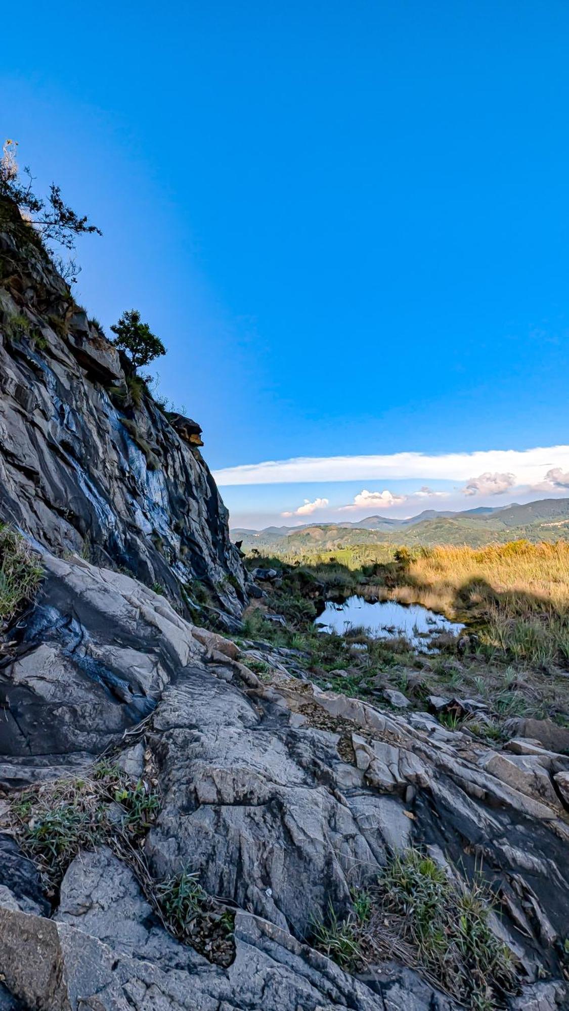 Valley View Inn, Котагири Экстерьер фото