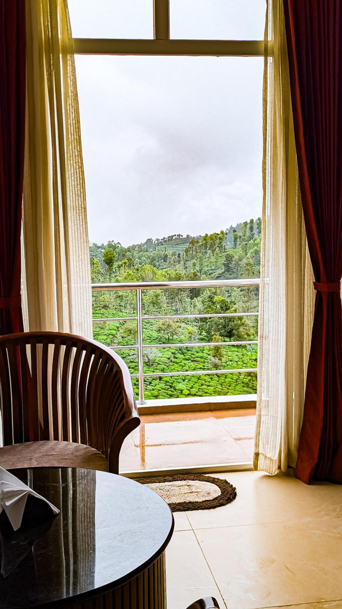 Valley View Inn, Котагири Экстерьер фото