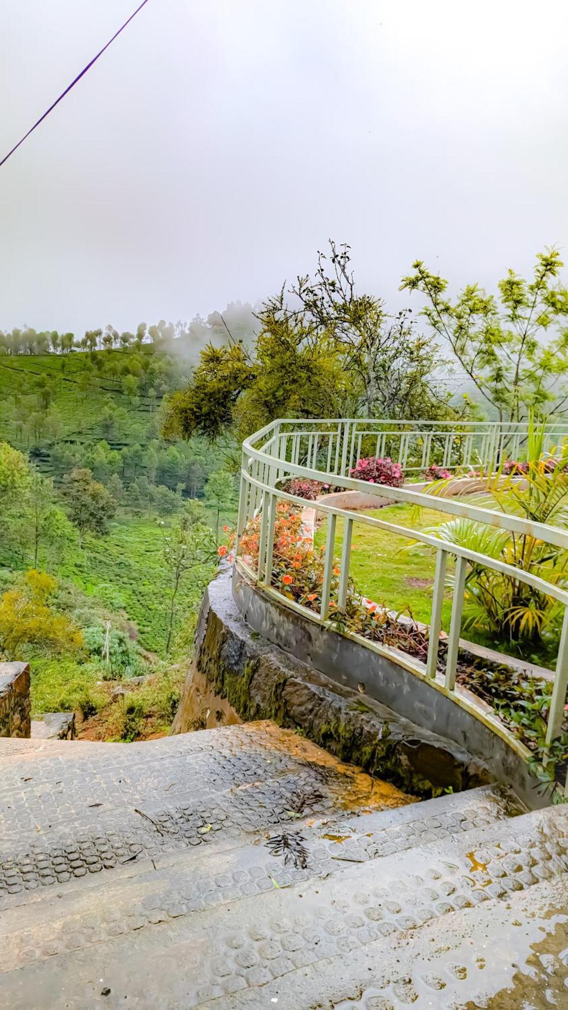 Valley View Inn, Котагири Экстерьер фото